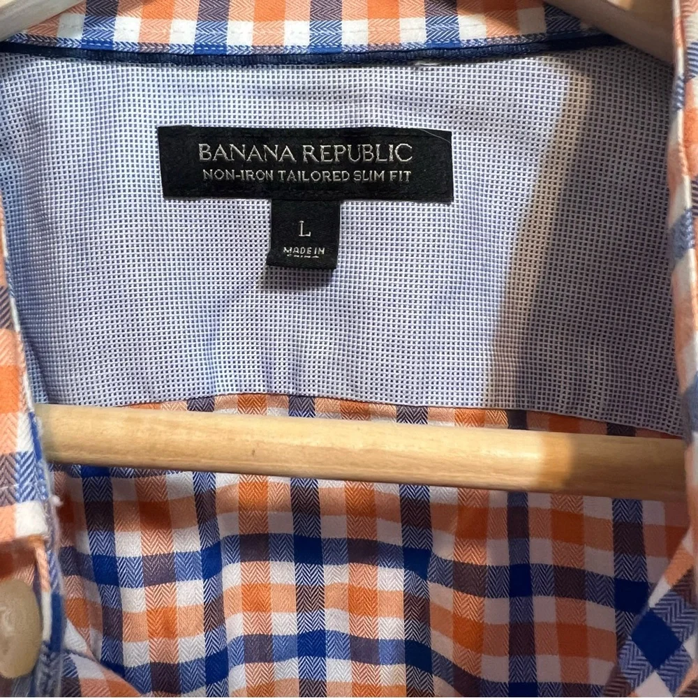 Banana Republic Button Down Shirt‎